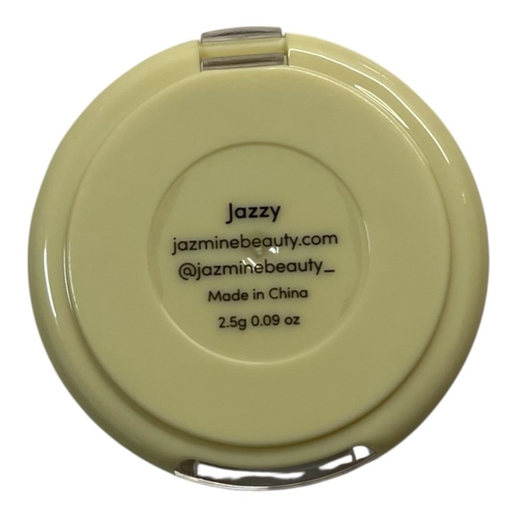 Beauty Jasmine illuminating highlighter Jazzy size 2.5 gr/0.09 oz - Picture 5 of 6
